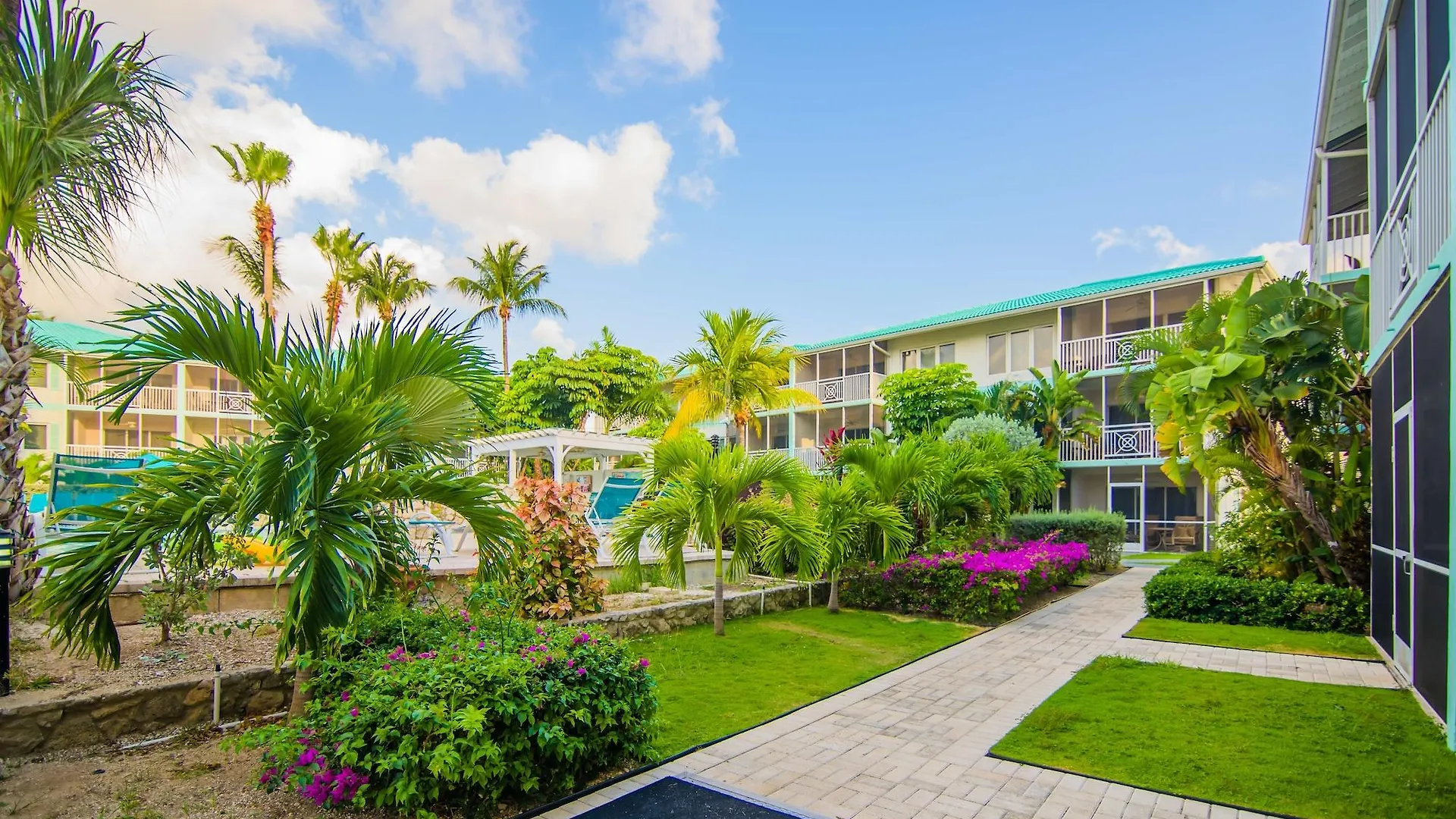 Aparthotel Seven Mile Beach Resort George Town